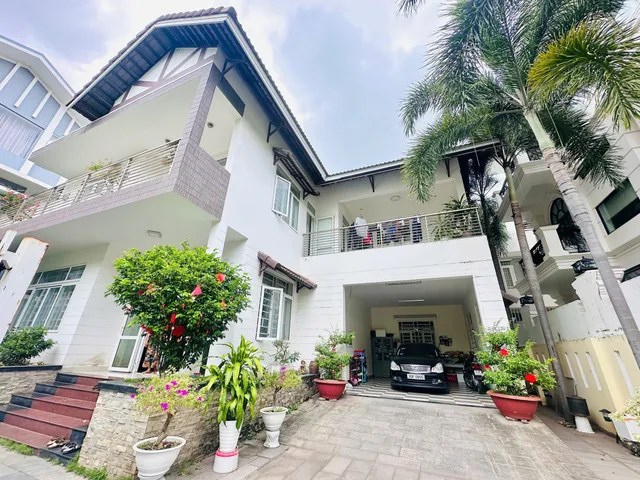Bán Nhà riêng 301m2 có sẵn 301 m2 thổ cư giá 19 tỷ tại Đường C3 Xã Vĩnh Hiệp Thành phố Nha Trang Khánh Hòa