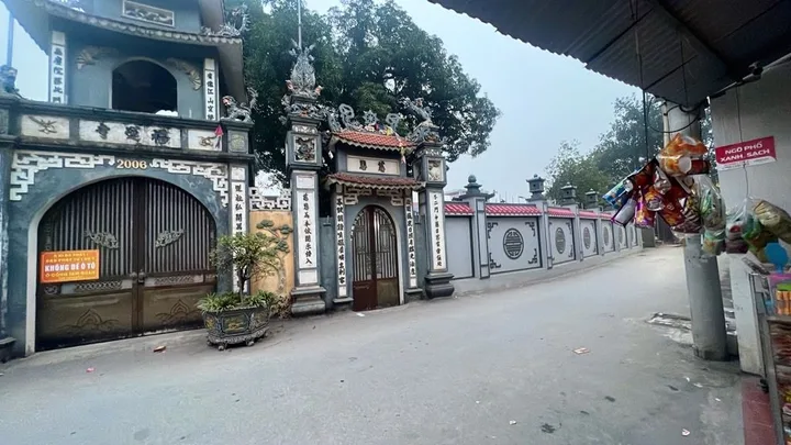 TRUNG TÂM CHÚC SƠN -  LÔ GÓC - Ô TÔ - VÀI BƯỚC TỚI TRƯỜNG
