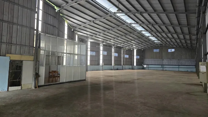 Cho thuê 1800m2 xưởng giá 65 triệu Chánh Phú Hòa  Bến Cát Bình Dương