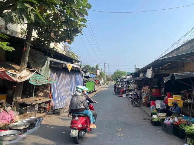 Bán Nhanh Cặp Biệt Thự Nhà Vườn 250m2 Cách TT Đà Nẵng 15km Gía Chỉ 580 TRiệu/Lô