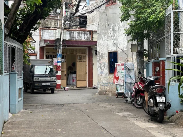 - Thuận tiện qua trung tâm, gần Phạm Phú Thứ, Võ Thành Trang, Lạc Long Quân, Lý Thường Kiệt, Bàu Cát,...