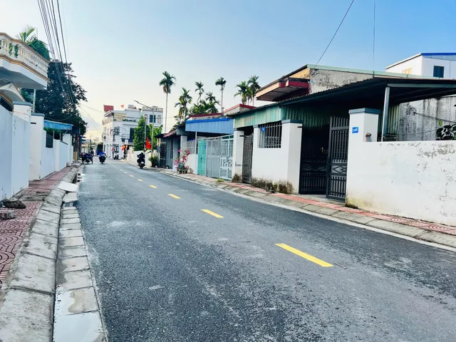 SIÊU PHẨM LÔ GÓC MẶT ĐƯỜNG LƯƠNG QUÁN – NAM SƠN – AN DƯƠNG GIÁ CHỈ 3,6 TỶ
LH 0979087664