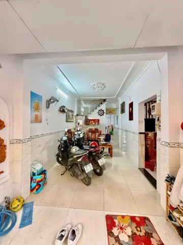 Bán Nhà riêng 36m2 có sẵn 36 m2 thổ cư giá 4.3 tỷ tại đường Trường Chinh Phường 13 Quận Tân Bình TP. Hồ Chí Minh