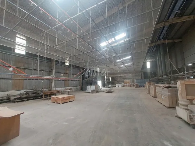 Cho thuê 2500m2 Xưởng khánh Bình Tân Uyên ,PCCC tự động , G.tờ đầy đủ