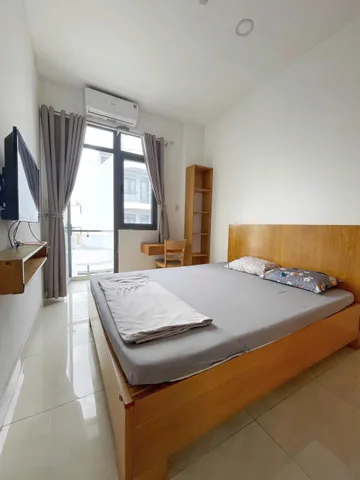 CHO THUÊ PHÒNG CỬA SỔ THOÁNG FULL NỘI THẤT NƠ TRANG LONG 5tr4