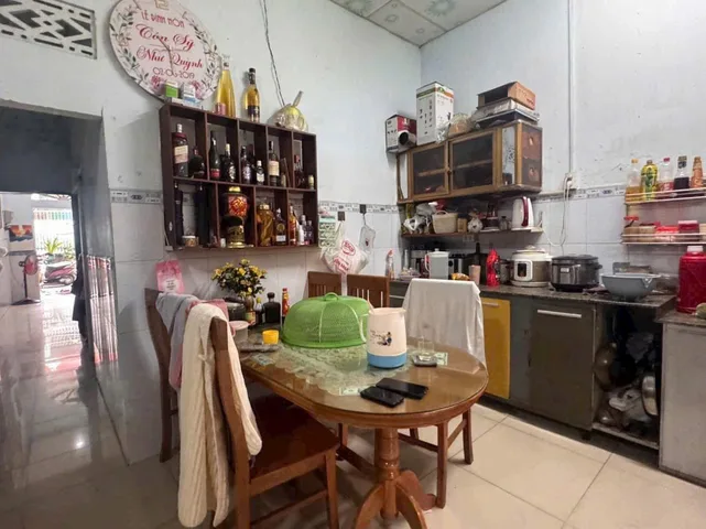 Bán Nhà Cấp 4, DT 5X26, Đường 6M, Sổ riêng thổ cư , Gần Đường Đồng Khởi, phường Tân Phong .
