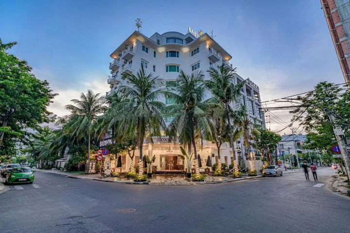 BÁN ĐẤT XÂY KHÁCH SẠN BIỂN ĐÀ NẴNG-GÓC 2MT KHU VƯƠNG THỪA VŨ-184M2 GIÁ 33 TỶ