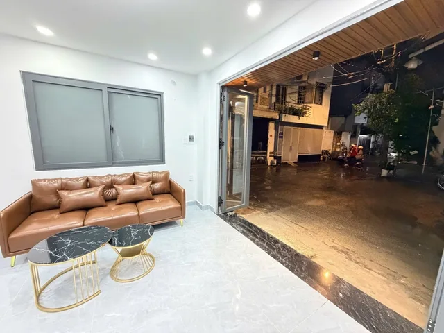 Nhà mới đẹp ở ngay Aeon Tân Phú, 45m2, hẻm 5m ô tô thông mà chỉ 4Đ nhỏ