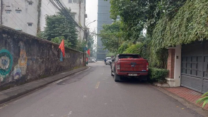 SIÊU BIỆT THỰ TÂY HỒ – DT 415M² – 4 TẦNG – MT 20M – 149 TỶ. BIỆT THỰ SIÊU HIẾM – DIỆN TÍCH LỚN – MẶT TIỀN 20M – KHÔNG GIAN ĐẲNG CẤP – QUỸ ĐẤT VÀNG KHU VỰC HỒ TÂY