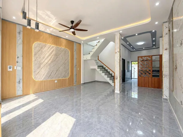 EM CÒN 1 CĂN BIỆT THỰ NGHỈ DƯỠNG HÀNG CỰC HIẾM SÁT MẶT TIỀN HƯƠNG LỘ 7
