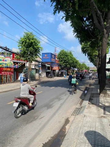 CHỦ GIẢM 4 TỎI – BÁN NHANH 🔥🔥
MẶT TIỀN THỤT TỈNH LỘ 10 – SÁT QL1A – TÂN TẠO, BÌNH TÂN