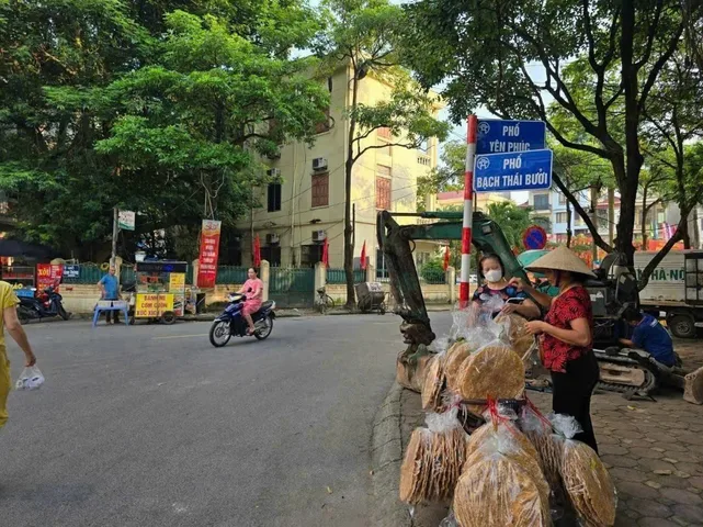 Bán Nhà riêng 43m2 có sẵn 43 m2 thổ cư giá 9.8 tỷ tại Đường Yên Bình Phường Văn Quán Quận Hà Đông Hà Nội