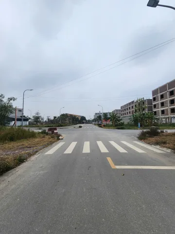💖 Bán Lô Trục Chính View Đất TTTM Dương Húc, Đại Đồng, Tiên Du Mt 5m Dt 100m2 Giá 5.25 Tỷ lh e Điệp 0395777369