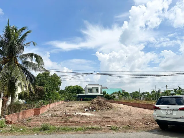 Chuyển nhượng và Bán  2 lô liền kề Mặt tiền khu trung tâm hiện hữu, mặt tiền đường Phan Đăng Lưu Phường Long Điền (2027) Bà rịa-Vũng tàu, TP.HCM