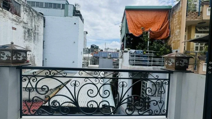 Bán Nhà riêng 26m2 có sẵn 26 m2 thổ cư giá 6.6 tỷ tại Đường Võ Văn Kiệt Phường Cầu Kho Quận 1 TP. Hồ Chí Minh