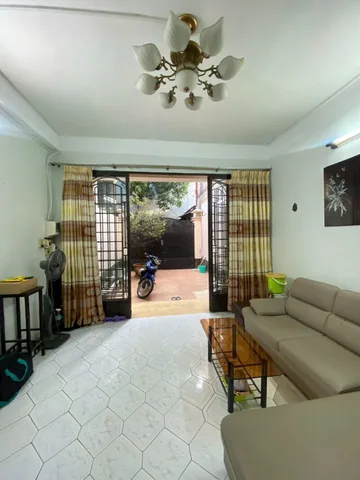 Nhà MTKD Minh Phụng - Hàn Hải Nguyên Q11 . DT : 4.2 x 18.5m . 3 Lầu Giá : 20 tỷ