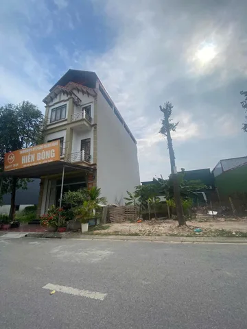 ⛳Bán Lô Nhìn Vườn Hoa, Ấp Đồn, Yên Phong Làn 2 Đường 50m Mt 6m Dt 90m2 Giá 4.7 Tỷ lh e Điệp 0395777369