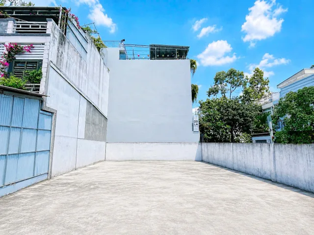 BÁN ĐẤT 262M2 - NGANG 11M - GẦN CỤM TRƯỜNG HỌC - ĐƯỜNG NGUYỄN BÌNH - 17.8 TỶ