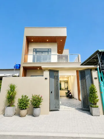 KẸT TIỀN CẦN BÁN NHÀ CHỈ TT 550tr ĐƯỜNG NHỰA 7M ❗️❗️❗️
✨BÁN NHÀ HOÀN THIỆN 7X15 SỔ HỒNG NGAY TRẠM THU PHÍ BỬU LONG