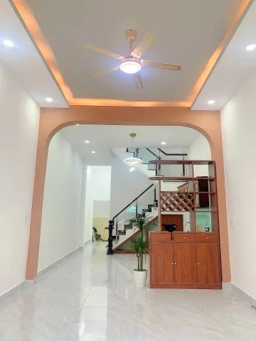 Bán nhà An Dương Vương 60m2 chỉ 5 tỷ xíu đường 8m có lề hoàn công đủ N_Q86