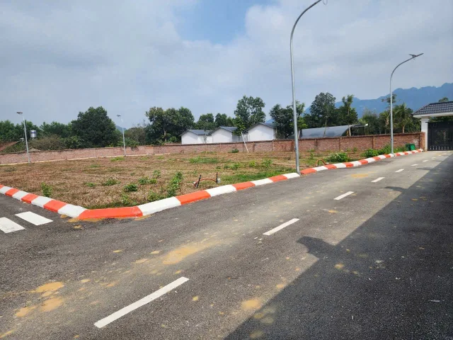 Bán Đất 186m2 có sẵn 100 m2 thổ cư giá 760 triệu tại Xã Phú Thành Huyện Lạc Thủy Hòa Bình