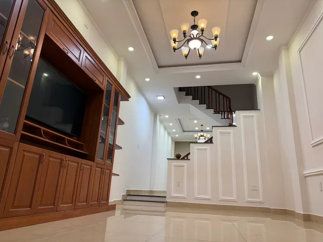 🔥 Bán nhà mặt tiền kinh doanh Phường Hiệp Bình  – Ngay sau TTTM Gigamall Thủ Đức –  84m2  4 tầng, Sân đậu xe hơi 7 chỗ