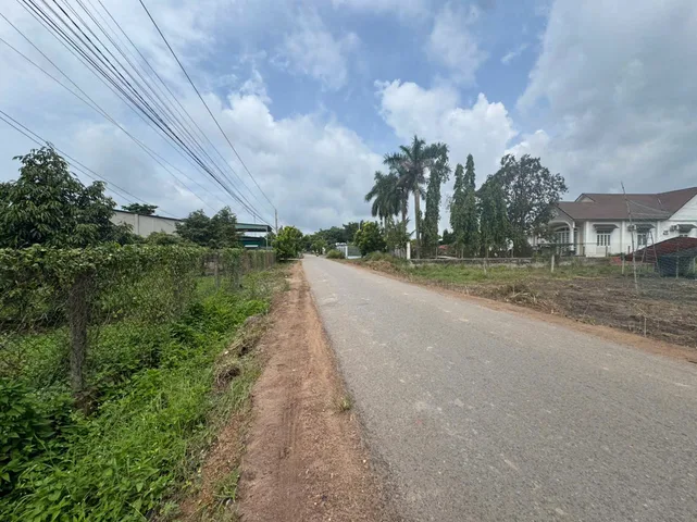 Bán Đất 1396.5m2 có sẵn 400 m2 thổ cư giá 3 tỷ tại - Chọn - Xã Tân Châu Tây Ninh