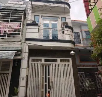 Gia đình cần tiền trả nợ ngân hàng cần bán gấp nhà ở quận 8
