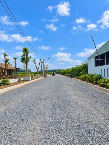 Bán Đất 250m2 SHR, gần khu công nghiệp Becamex