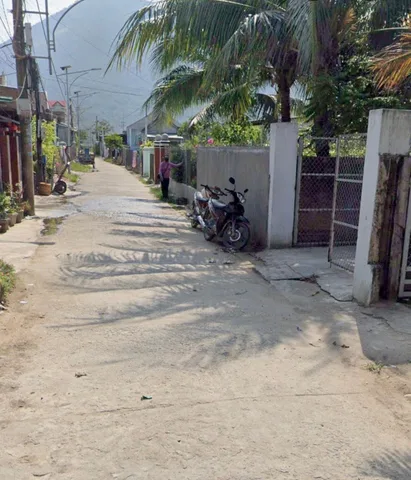 Bán Đất 420m2 có sẵn 70 m2 thổ cư giá 4.2 tỷ tại Xã Vạn Long Huyện Vạn Ninh Khánh Hòa