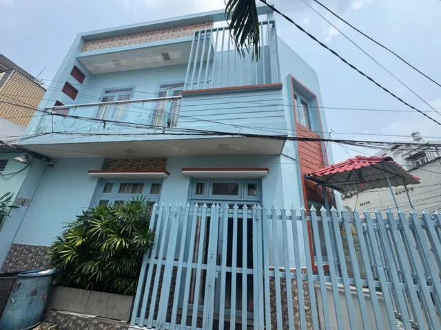 Nhà Căn Góc Tỉnh Lộ 10 Ngang Lớn 6.6 Gần Aeon Bình Tân - Giá Nhỉnh 4 Tỷ - Hẻm Xe Hơi