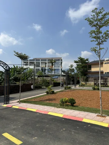 Bán Đất 150m2 có sẵn 150 m2 thổ cư giá 9.6 tỷ tại Xã Thạch Hoà, thôn Miễu, xây ccmn khai thác dòng tiền 100tr/tháng