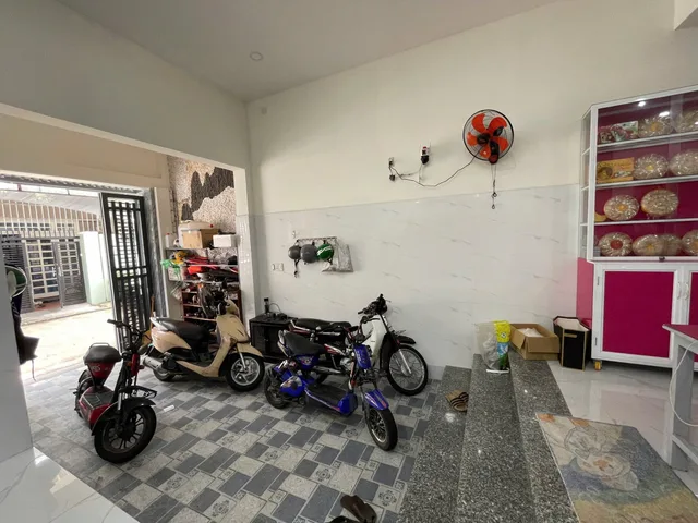 Bán Nhà riêng 82.8m2 có sẵn 82.8 m2 thổ cư giá 7.9 tỷ tại Ngay gần Vòng Xoay Nguyễn Đức Cảnh, Hoàng Diệu Nha Trang Phường Phước Long Thành phố Nha Trang Khánh Hòa