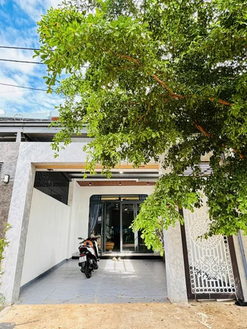 NHÀ KINH DOANH MẶT TIỀN ĐỖ XUÂN HỢP