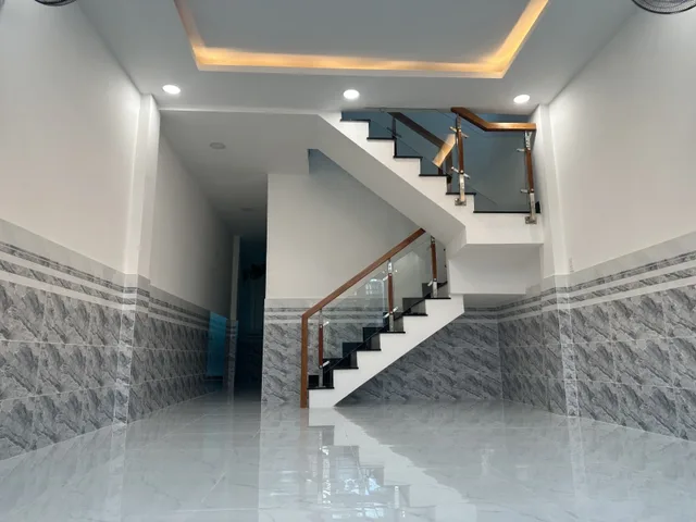 BÁN NHÀ MẶT TIỀN ĐƯỜNG SỐ 17, LINH TRUNG - 84m2 - GIÁ 7.6 TỶ TL