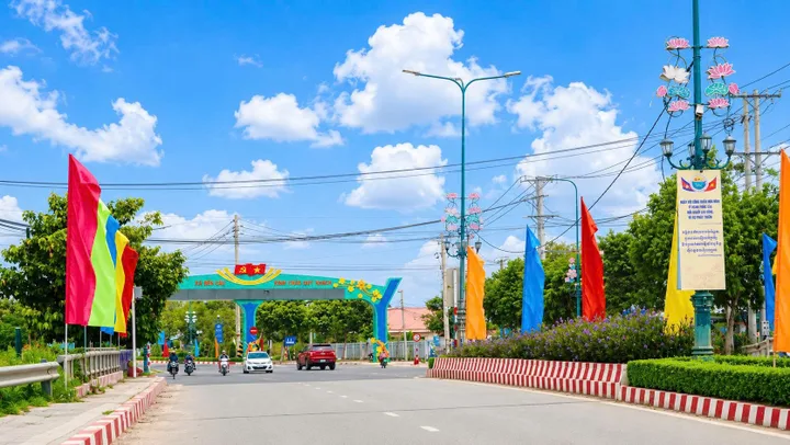 Bán Đất 3852.3m2 có sẵn 497.3 m2 thổ cư giá 10.8 tỷ tại Thị trấn Bến Cầu Huyện Bến Cầu Tây Ninh
