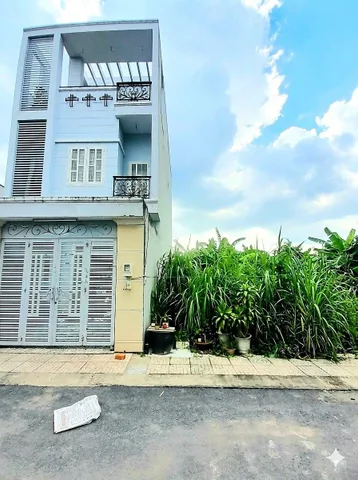 Bán Đất 62m2 có sẵn 62 m2 thổ cư giá 3.8 tỷ tại Đường Trường Lưu Phường Long Trường Quận 9 TP. Hồ Chí Minh