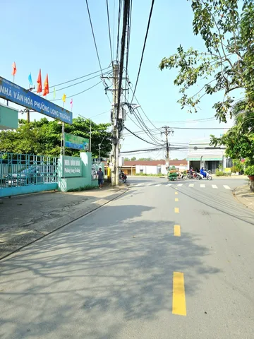 Bán Đất 103m2 có sẵn 103 m2 thổ cư giá 4.8 tỷ tại đường Số 1 Phường Long Trường Quận 9 TP. Hồ Chí Minh