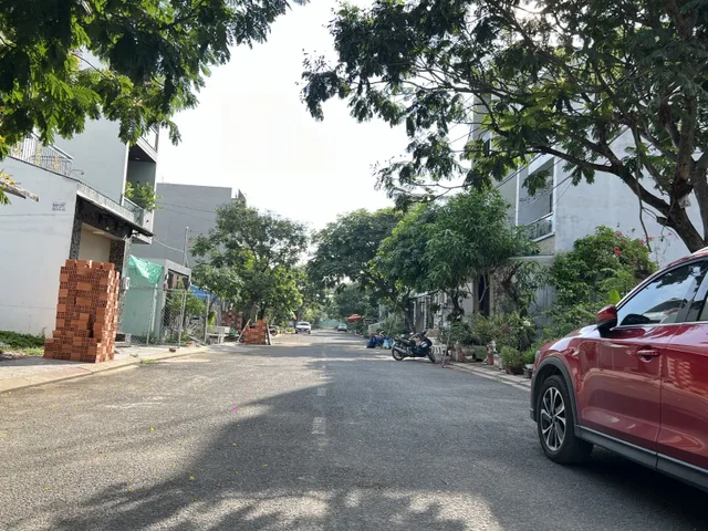 Bán Đất 81m2 có sẵn 81 m2 thổ cư giá 5.7 tỷ tại Đường số 6 Phường Long Trường Quận 9 TP. Hồ Chí Minh