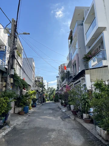 Bán Đất 100m2 có sẵn 100 m2 thổ cư giá 4.25 tỷ tại Đường số 6 Phường Long Trường Quận 9 TP. Hồ Chí Minh