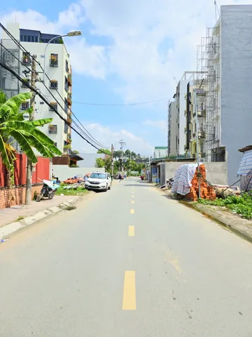 Bán Đất 108m2 có sẵn 98 m2 thổ cư giá 4.6 tỷ tại Đường Võ Văn Hát Phường Long Trường Quận 9 TP. Hồ Chí Minh