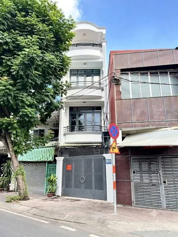 BDS HVL [NC] 802 Trường Sak cho thuê nhanh

CHÍNH CHỦ GỬI THUÊ NHÀ NGUYÊN CĂN MẶT TIỀN ĐƯỜNG TRƯỜNG SA Q3

DT 3,5m x 17m (tổng diện tích 163m2)  view kênh Nhiêu Lộc có công viên tập thể dục, (đường 16 mét, 2 chiều, bên cạnh có hẻm lớn đậu và quay đầu 