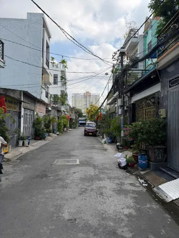 HẠ CHÀO 400TR CÒN 10.7 TỶ – BÁN ĐẤT TẶNG NHÀ NGANG 8M ĐƯỜNG 6M THÔNG SÁT CẦU QUANG TRUNG SẴN 10 PHÒNG TRỌ DÒNG TIỀN 25TR/TH TL
