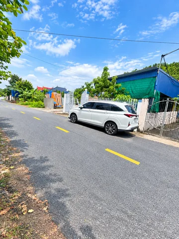 Bán Đất 207.2m2 có sẵn 100 m2 thổ cư giá 1.8 tỷ tại Xã Kỳ Sơn Huyện Thuỷ Nguyên Hải Phòng