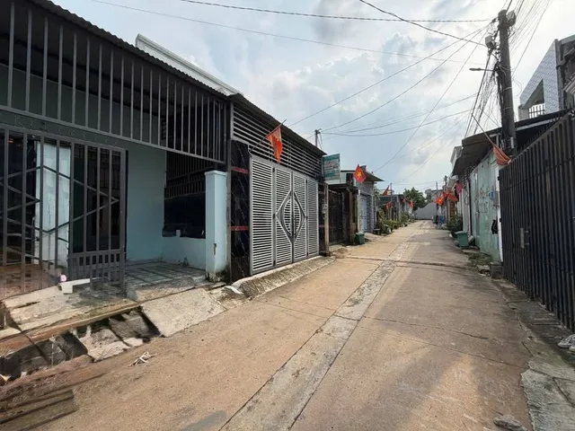Bán Nhà riêng 100m2 có sẵn 100 m2 thổ cư giá 1.15 tỷ tại Đường Trần Văn Chẩm Xã Tân Thông Hội Huyện Củ Chi TP. Hồ Chí Minh