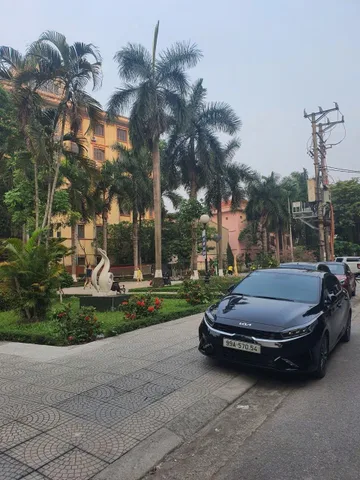 Bán Nhà 3 Tầng L2 Ngô Gia Tự, Gần Tiểu Học Tiền An, Nhìn Vườn Hoa Mt 4.5m Dt 95m2 Giá 15.6 lh e Điệp 0395777369