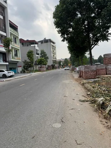 🌱Bán Lô Mặt Lê Văn Thịnh, Đại Phúc Mt 5.33m Dt 61m2 Giá 9.3 Tỷ lh e Điệp 03957777369