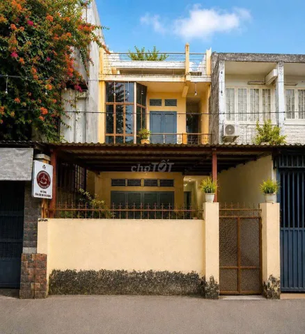 Bán Gấp nhà  94.2m2 có sẵn 94.2 m2 thổ cư giá 7 tỷ tại Đường Quang Trung Phường 10 Quận Gò Vấp TP. Hồ Chí Minh. Liên Hệ: 0559371035 gặp Bảo Ngọc