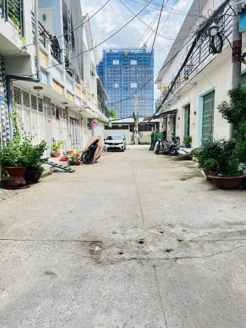 🏡 HẺM XE HƠI 6M – 2 TẦNG – 43M² – LÊ VĂN LƯƠNG, NHÀ BÈ
💰 Chỉ 1 tỷ 750 triệu