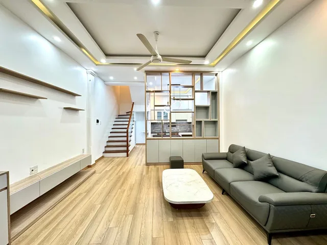 Bán nhà Phạm Hữu Điều - Chỉ sau 1 nhà mặt đường -Ngõ nông - Chỉ hơn 3 tỷ